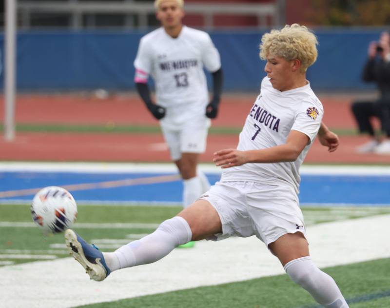 Mendota's Isaac Diaz kicks the ball up the field against Columbia during the Class 1A State title game on Saturday, Nov. 8, 2025 at Hoffman Estates High Shool.