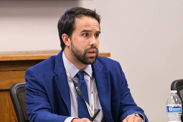Details still sparse on Sycamore school district, superintendent split