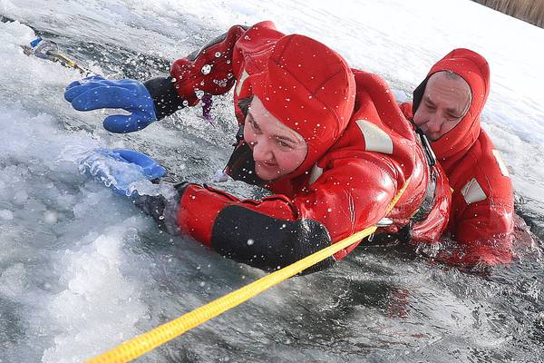 Photos: Oglesby, Utica, and Tonica firefighters brave arctic cold for crucial ice rescue drill