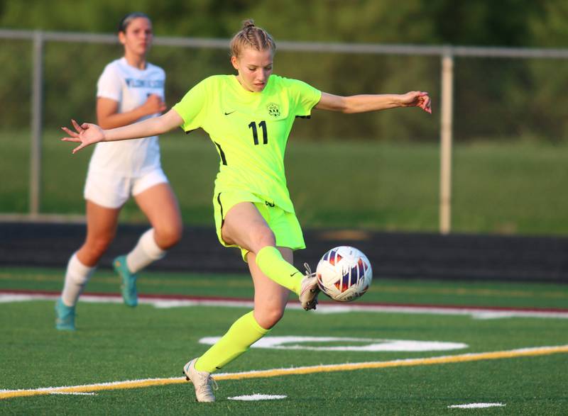 Richmond-Burton’s Margaret Slove handles the ball against Willows in Class 1A Sectional title soccer action at Richmond Friday night.