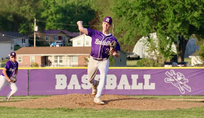 Rochelle's Van Gerber delivers a pitch during the Hubs' game with Marengo.