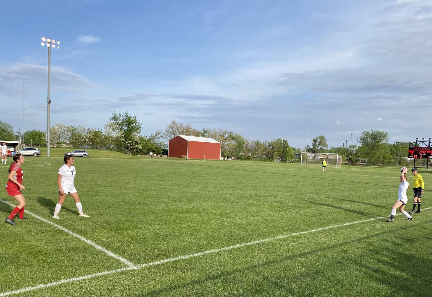 La Salle-Peru's Nica Hein (4) throws the ball in during the Cavaliers' Class 2A Metamora Regional semifinal loss Tuesday, May 17, 2022.