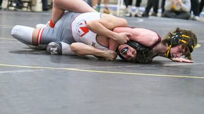 Boys wrestling: Morris’ Sater, Streator’s Pollett, Dixon’s Ragan earn state trips