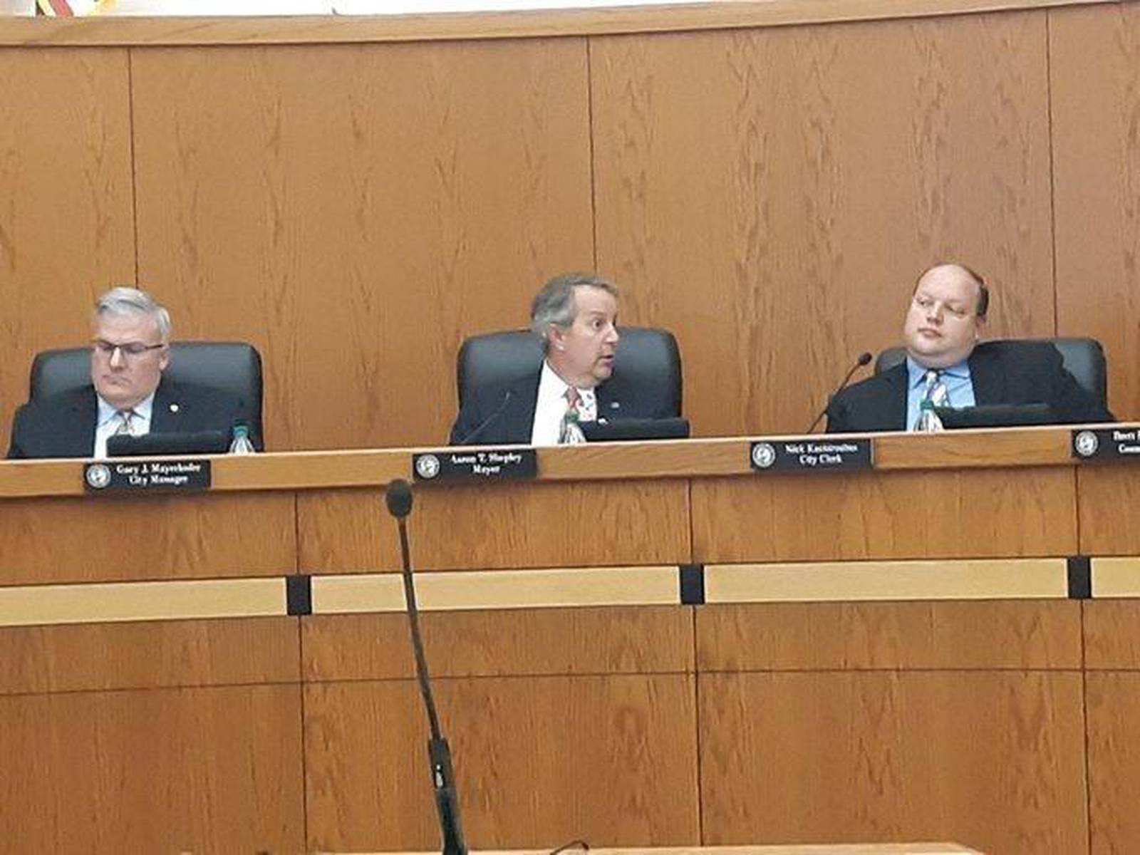 Crystal Lake City Council votes for dispensary limit Shaw Local