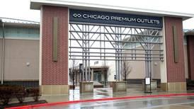 No active shooter threat at Aurora outlet mall after reports of person with a gun: police 