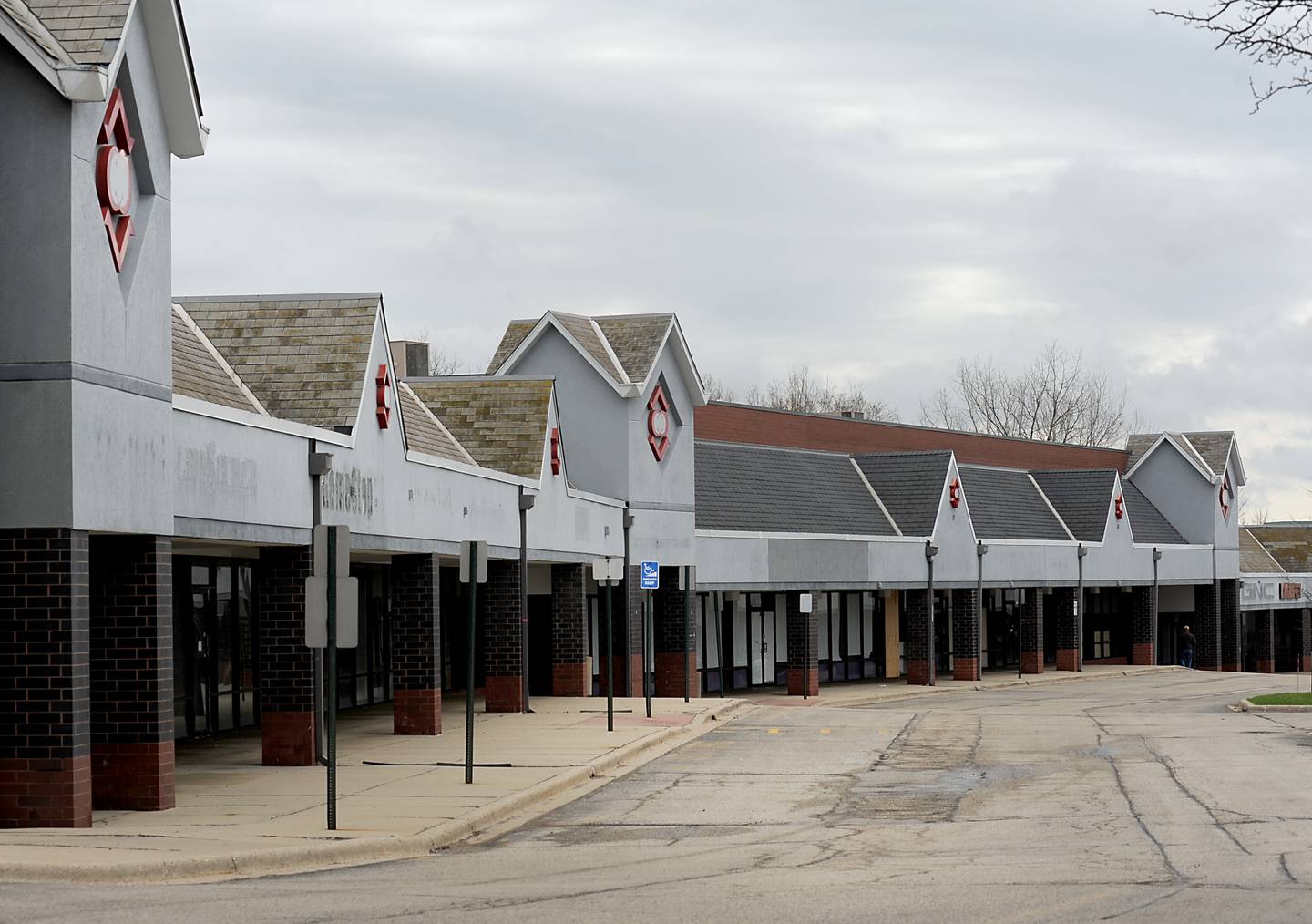 Crystal Lake City Council eyes TIF district for Crystal Court Shaw Local