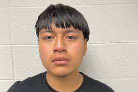 Round Lake man, 19, shot to death in Ingleside