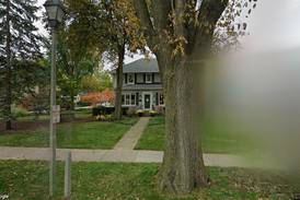 Elmhurst: Single-family home goes for $850,000