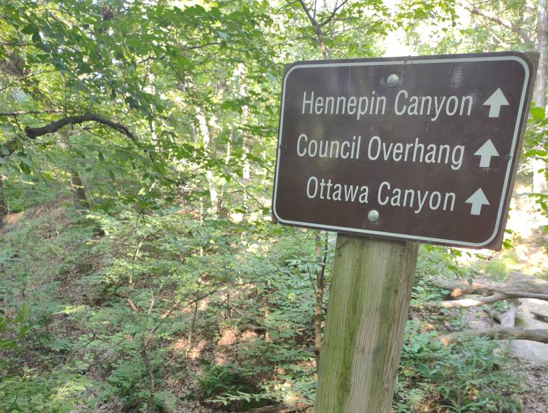 Hennepin Canyon Council Overhang Ottawa Canyon Starved Rock State Park