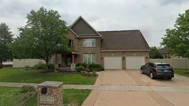 Single-family home sells in Morris for $480,000