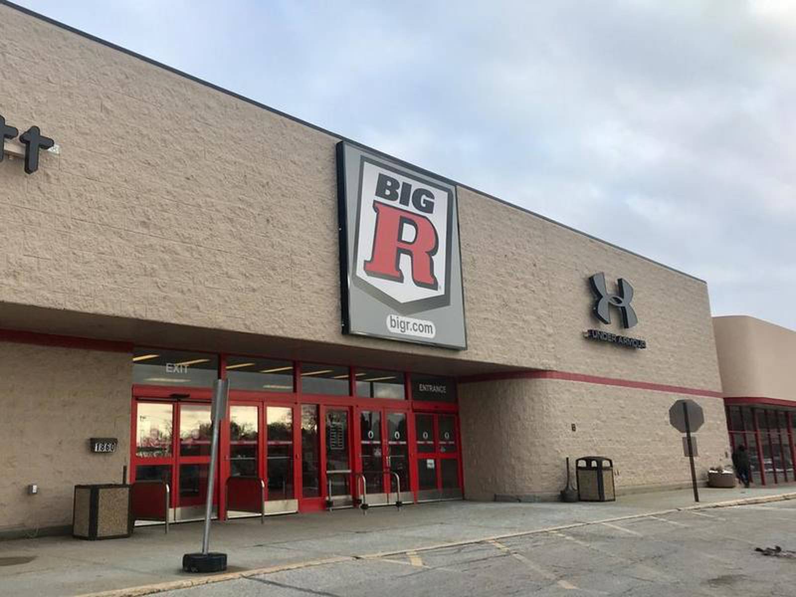 McHenry County municipalities weigh costs, benefits of providing retail