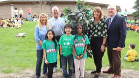 Thigpen School celebrates Arbor Day with the City of Joliet