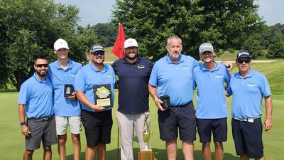 Emerald Hill men win Rock River Classic