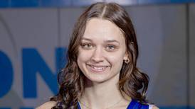 Keighley Davis scores twice to lift Princeton over Mendota