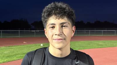 Wicho DelaPaz’s go-ahead goal in 75th minute sends St. Charles North over Dundee-Crown in sectional semifinal