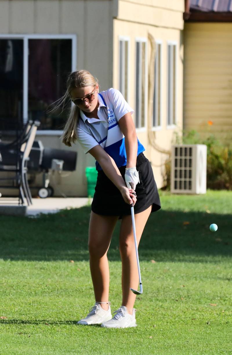 Princeton's Hailee Pemberton chips during Thursday's meet at Wyaton Hills.