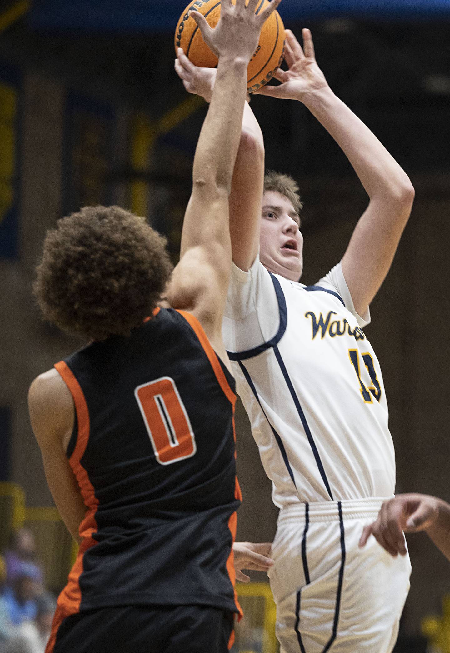 Sterling’s Gavin Terrock looks to the basket against UT’s JayVon McDowell Friday, Jan. 16, 2026.