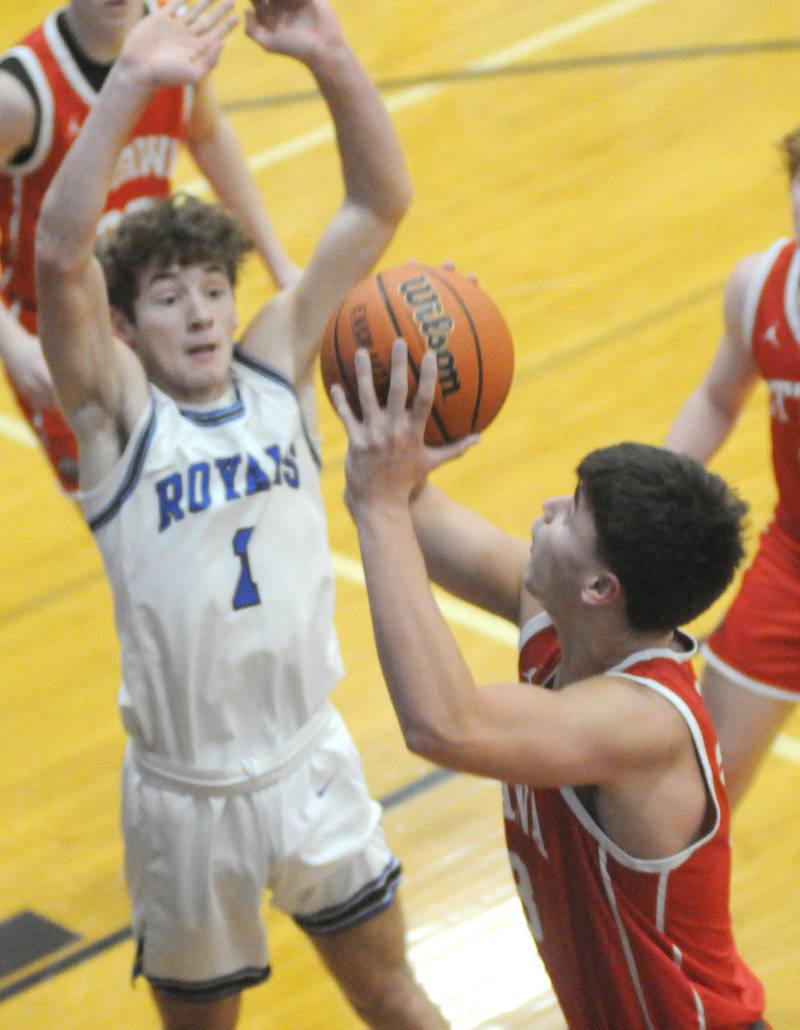 Photos HinckleyBig Rock defeats Ottawa in Plano Christmas Classic Shaw Local