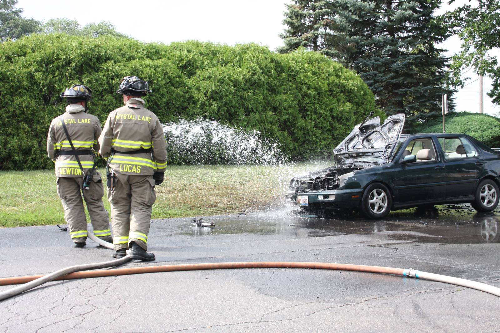 Firefighters respond to car fire in Crystal Lake – Shaw Local