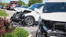 Crash along Route 176 at golf course causes minor injuries but traffic headaches in Prairie Grove area