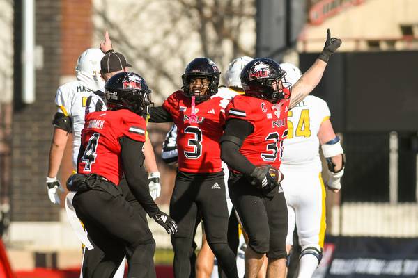 Batavia grad Quinn Urwiler reunited with former NIU coach Thomas Hammock in Seattle