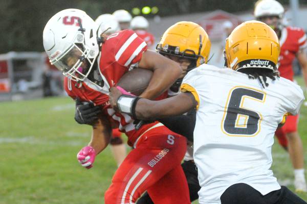 Who needs completions? Streator runs over Decatur Eisenhower 36-14
