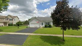 Sale closed in Plano: $275,000 for a three-bedroom house