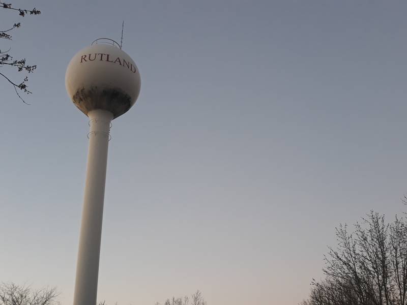 The Rutland Village Board rejected Wednesday night a $5 million grant from the Illinois Environmental Protection Agency’s Unsewered Communities Construction Grant Program to applause and cheers from some residents in attendance.