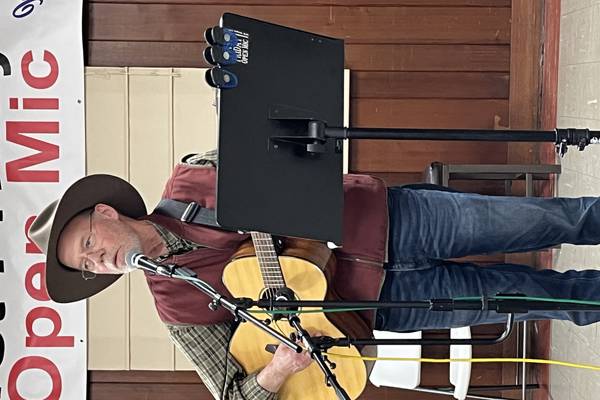 First Fridays Open Mic is Jan. 2 in Oregon