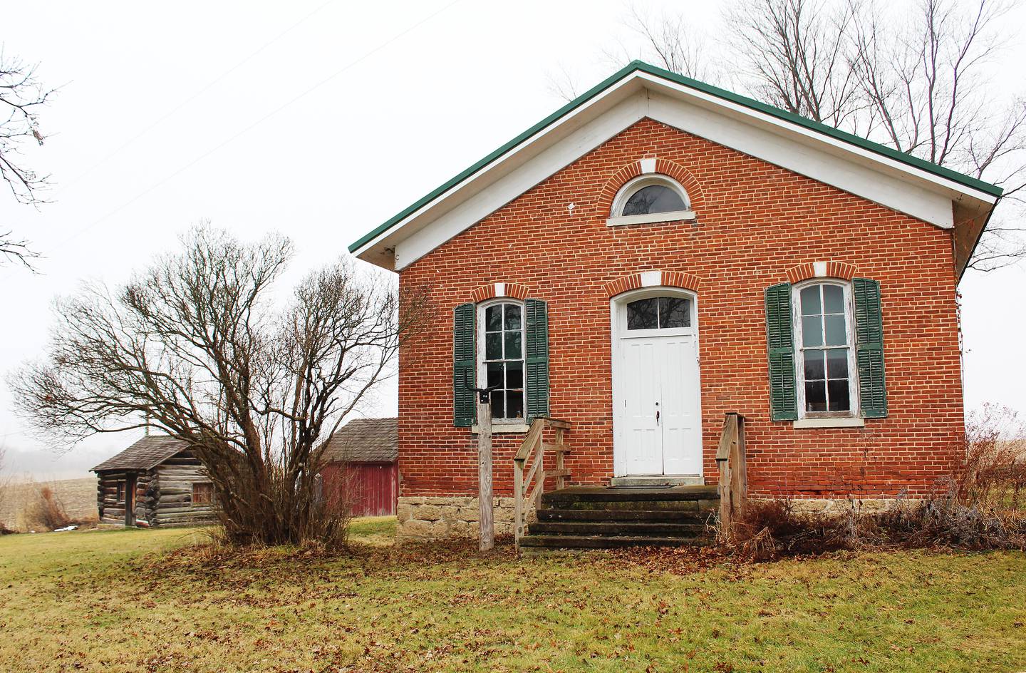 Oakville Complex, Mount Carroll