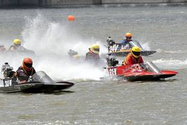 Boaters push for speed, wins at annual Rock Falls River Chase