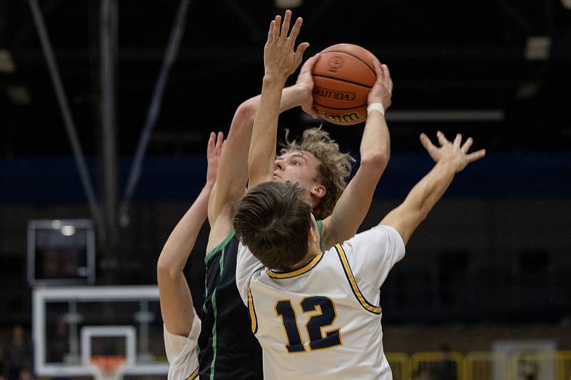 Rock Falls’ Aydan Goff puts up a shot against Sterling on Tuesday, Nov. 29, 2022.