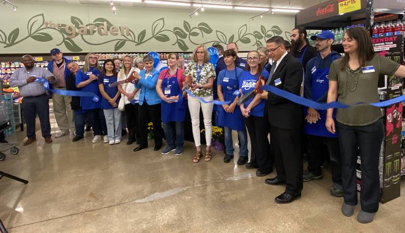 Kroger and local community leaders celebrated Thursday completion of a major remodeling project in Ottawa.