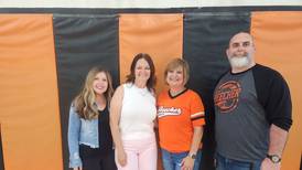Beecher school district celebrates retirees, years of service