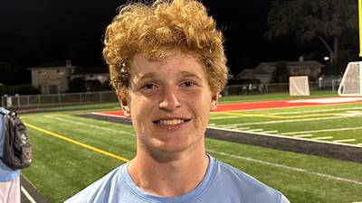 Ryan Kummer scores game-tying goal with 35 seconds left to help Glenbard East tie with St. Charles North