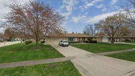 Single-family home built in 1952 in Joliet goes for $335,000