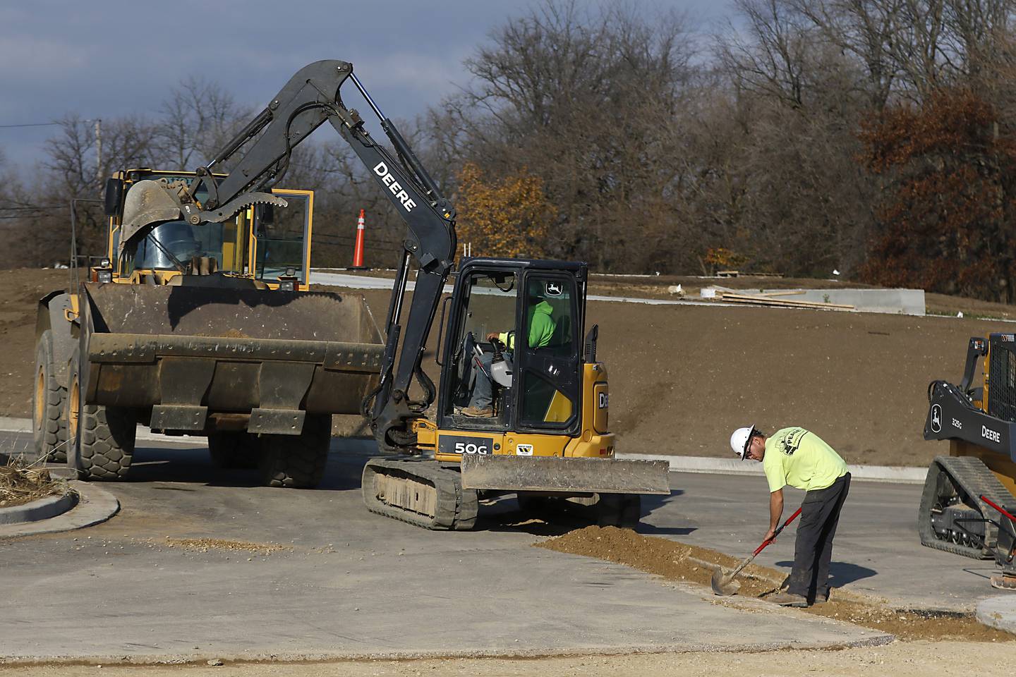 Construction continues on the new Mercyhealth Hospital and Medical Center – Crystal Lake, located at intersection of Three Oaks Road and Route 31, on Wednesday, Nov. 9,. 2022. When complete, the hospital will be home to the city’s first and only 24/7 emergency room as well as private inpatient, surgery and intensive care suites; diagnostic services; and primary and specialty care doctors offices.