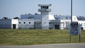 Illinois data shows inmates with violent records from shuttered prison sent to medium-security sites