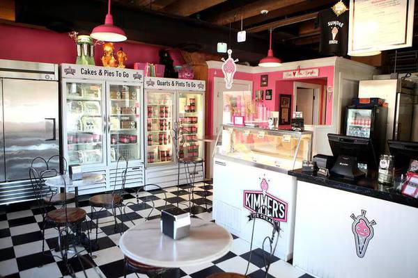 9 ice cream parlors in northern Illinois to visit this summer