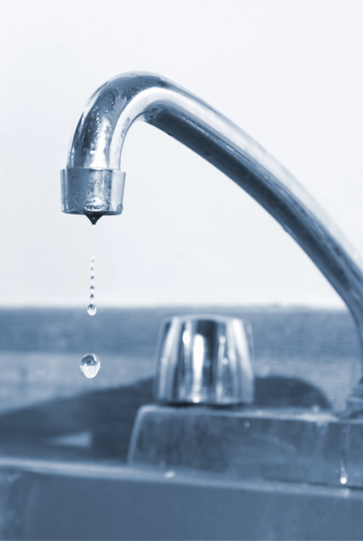 Read tips from Osceola Water Works to learn how to protect pipes in cold weather.