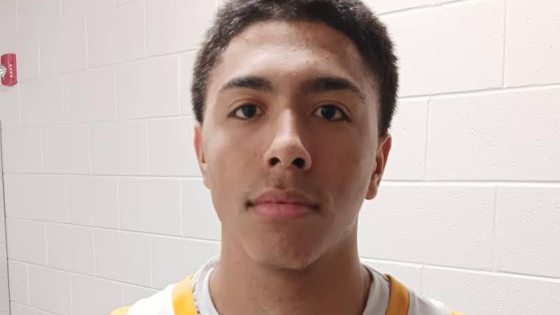 Complete team effort lifts Joliet West past Lemont