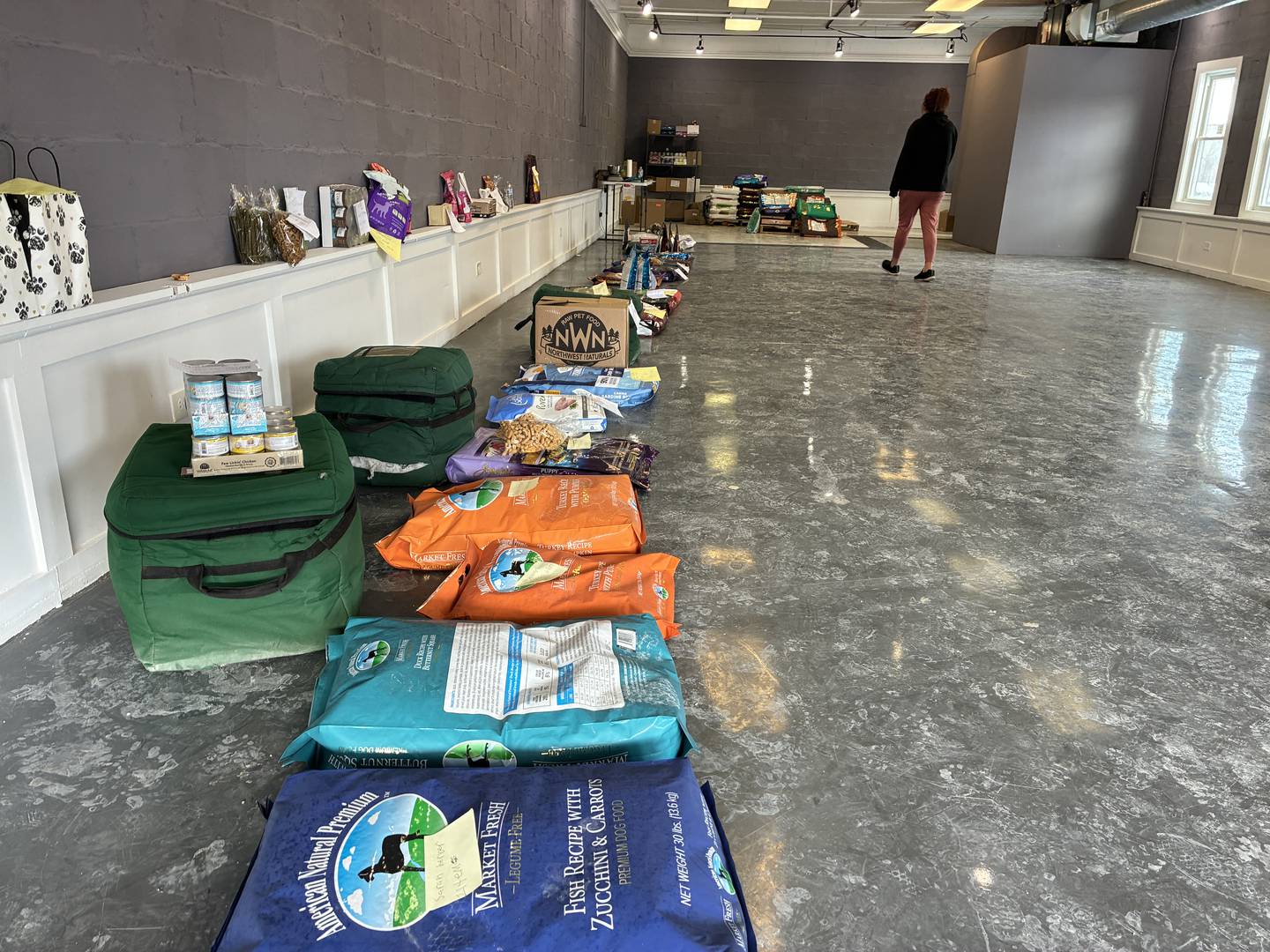 Reeses Barkery and Pawtique was closed down after a on Sunday, Jan. 18, 2026, but a temporary location at has been secured a block away, at 3314 Pearl St.