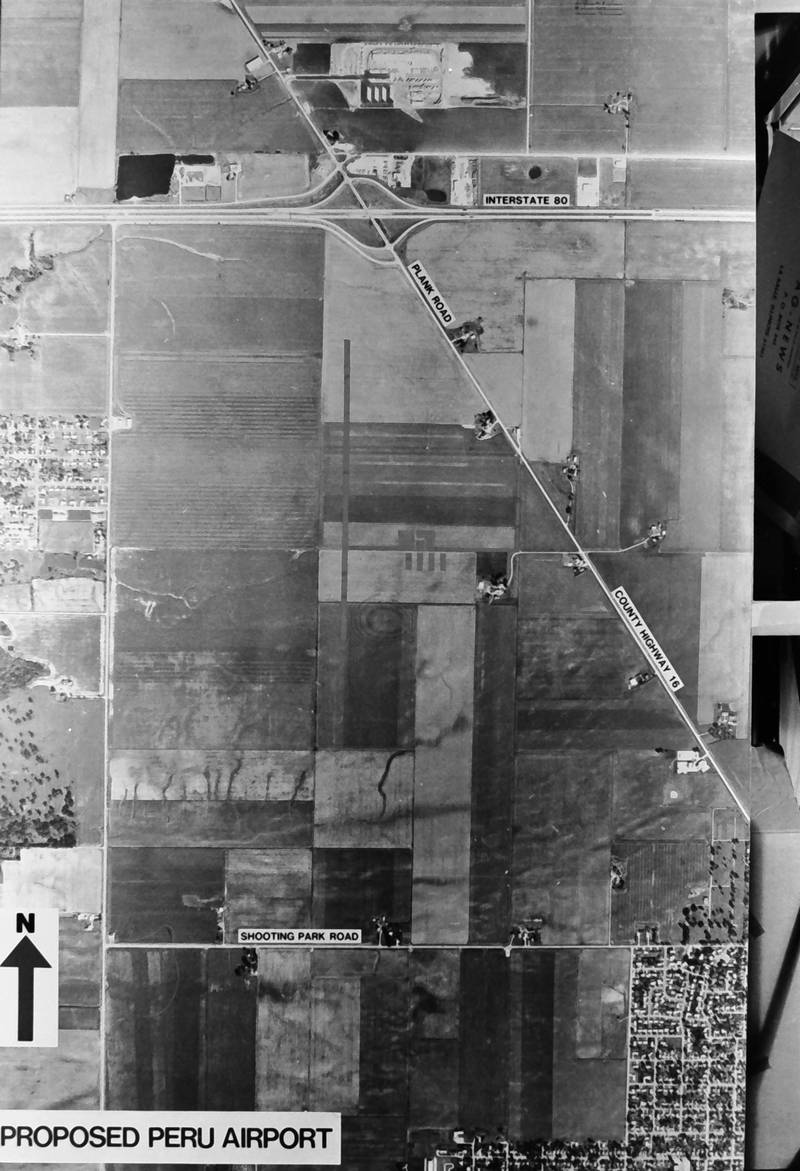 An aerial view of the proposed Illinois Valley Regional Airport in April 1985.