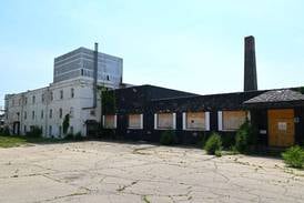 New options: Developer presents revised plans for former Haeger Potteries site in East Dundee 
