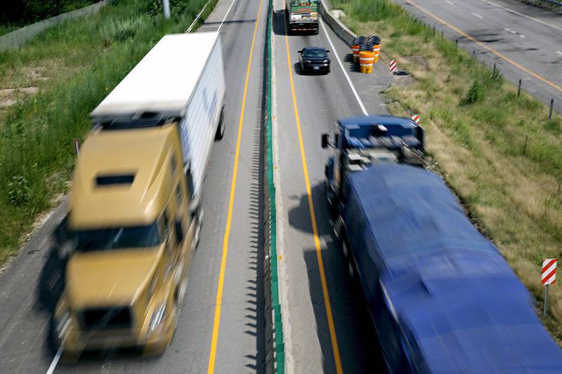 Traffic reduced to one lane each way is seen just south of the Des Plaines River bridge on Interstate 55 on July 22.