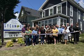 Lil’ C’s Mini-Cheesecakes joins Sycamore Chamber