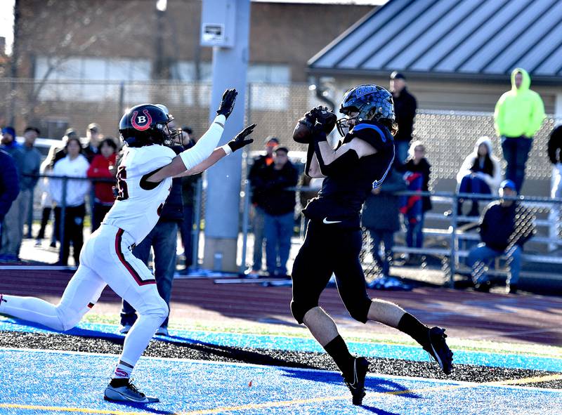 Lincoln-Way East's Conner Durkin catches a pass for a touchdown during the IHSA class 8A semifinals playoff game against Barrington on Saturday, Nov. 18, 2023, at Frankfort. (Dean Reid for Shaw Local News Network)