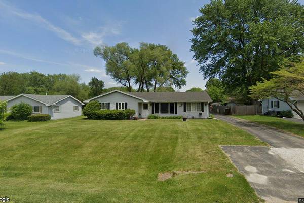 Single-family home sells in Joliet for $325,000