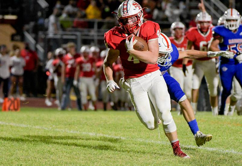 South Elgin's Joey Viverito (44) runs in for a second quarter touchdown against Glenbard South during a game in South Elgin on Friday, September 10, 2021.