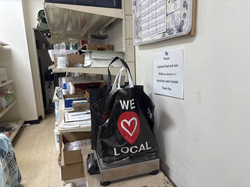 A donation gets weighed at the Woodstock Food Pantry Oct. 31, 2025.